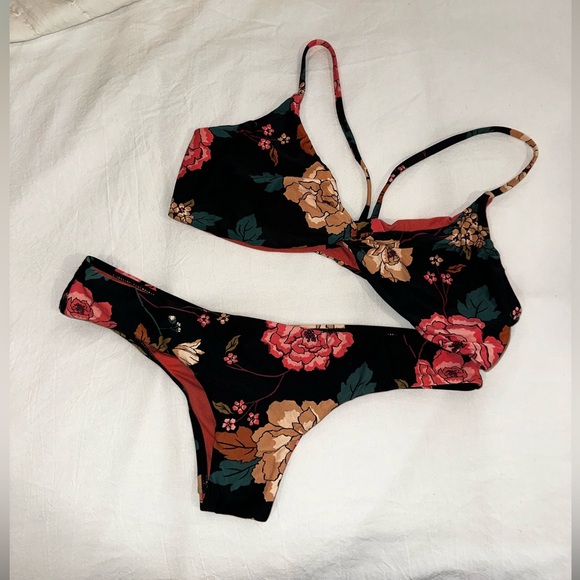 Billabong Other - Floral Print Black Bikini Set with Pink & Tan Blooms